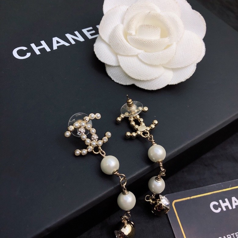 Ch**el earrings